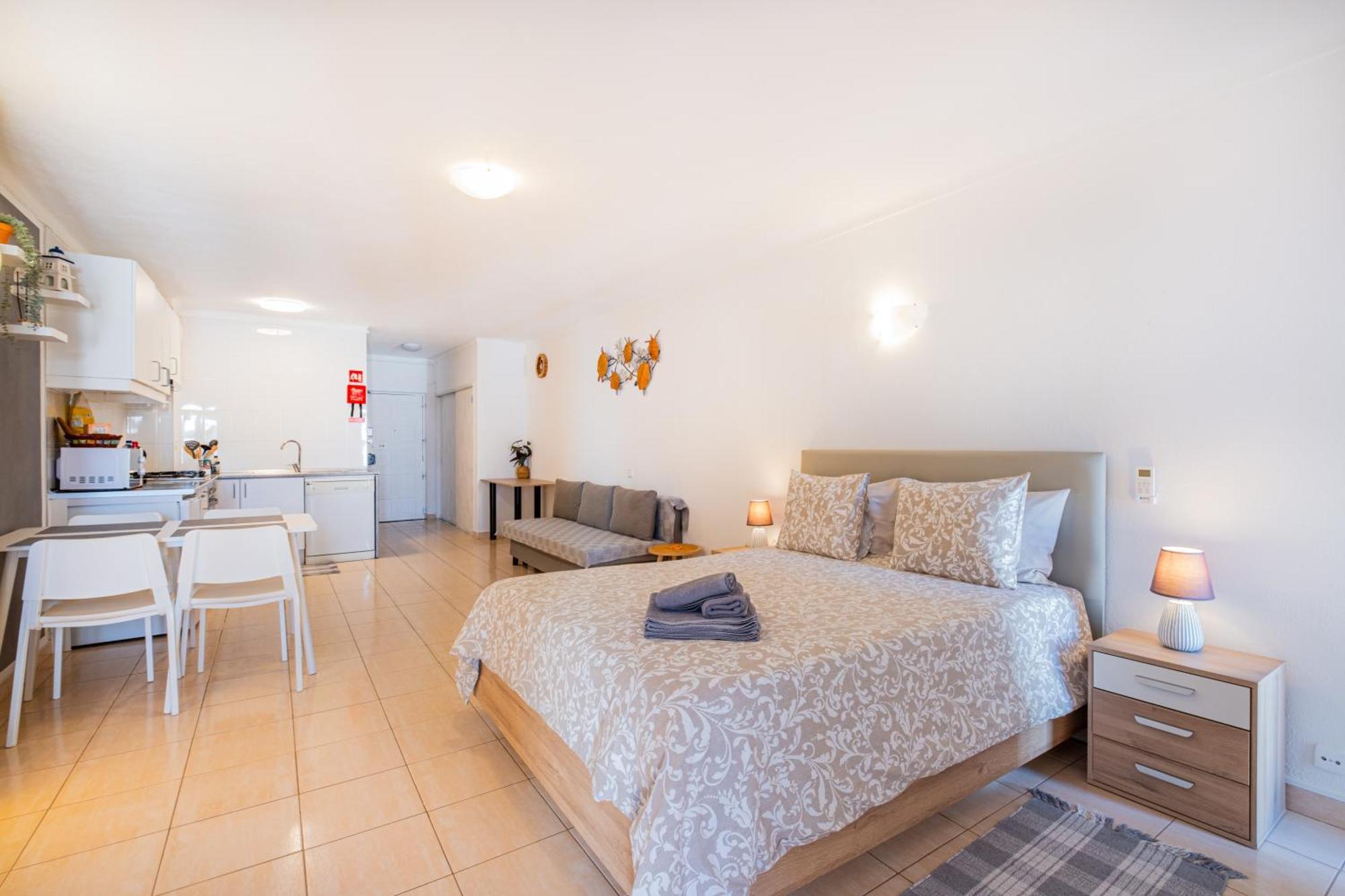 Beach Studio In Albufeira'S Old Town Luaran gambar